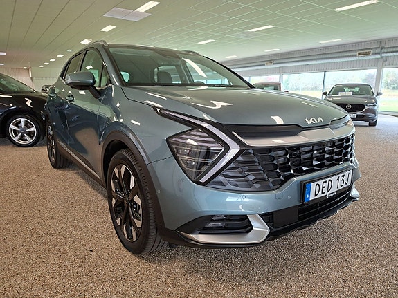 Kia Sportage 2 of 10