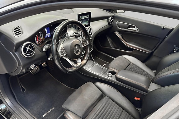Mercedes-Benz CLA180 8 of 23