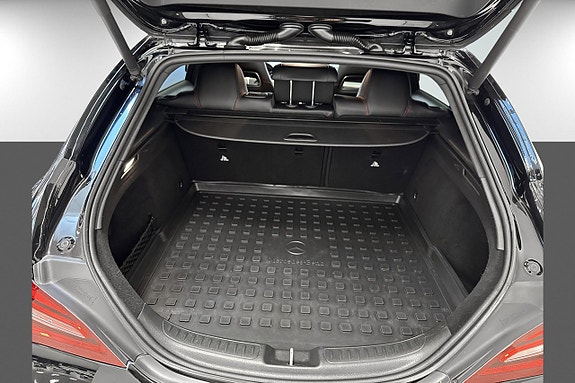 Mercedes-Benz CLA180 14 of 23