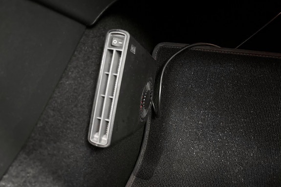Mercedes-Benz CLA180 21 of 23