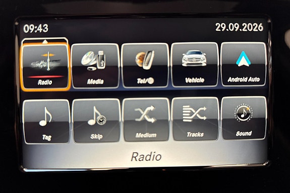 Mercedes-Benz CLA180 16 of 23