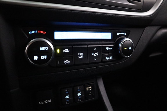 Toyota Auris 17 of 18