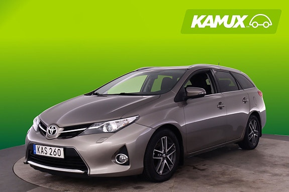 Toyota Auris 6 of 18