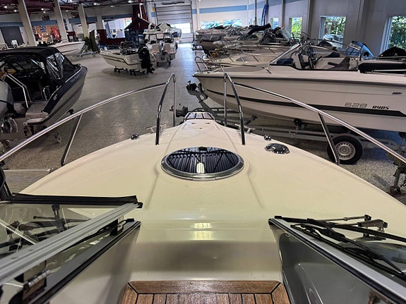 Ryds 23 DC S-line Mercruiser 5,0 MPI 260hk - 14 11 of 12