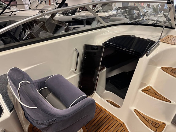 Ryds 23 DC S-line Mercruiser 5,0 MPI 260hk - 14 6 of 12
