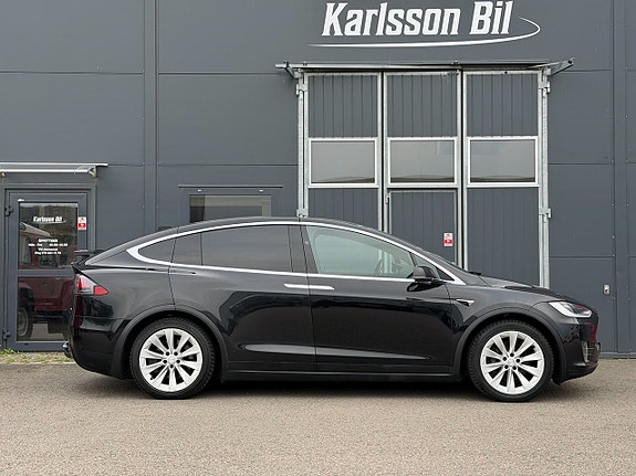 Tesla Model X 5 of 27