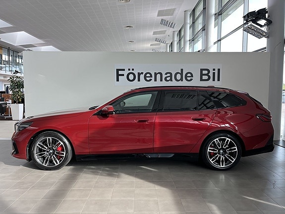 BMW i5 3 of 16