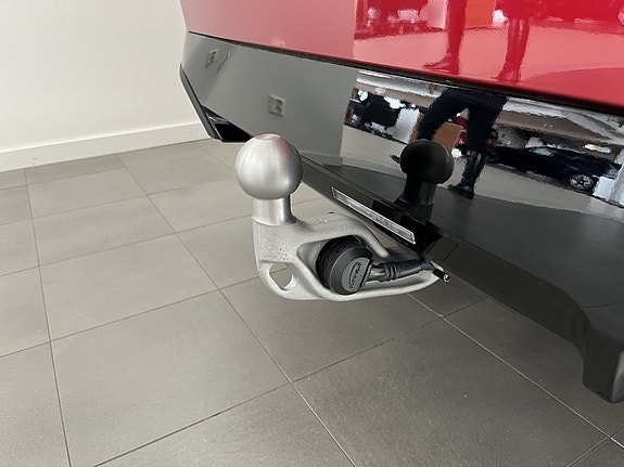 BMW i5 15 of 16