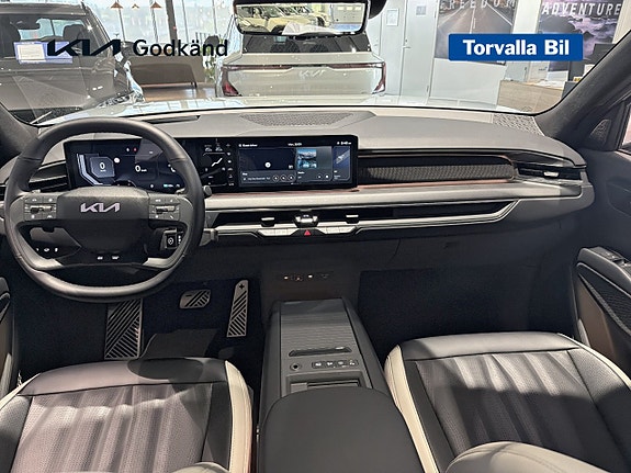 Kia EV9 7 of 14