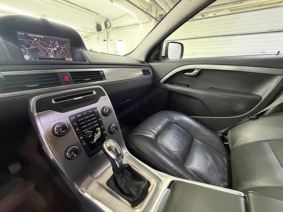 Volvo XC70 18 of 21