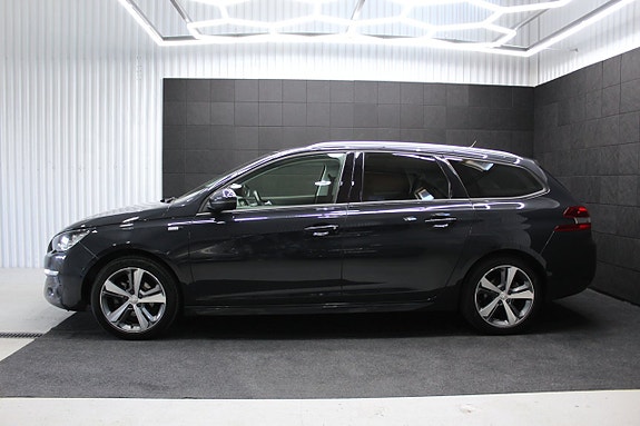 Peugeot 308 SW 3 of 16