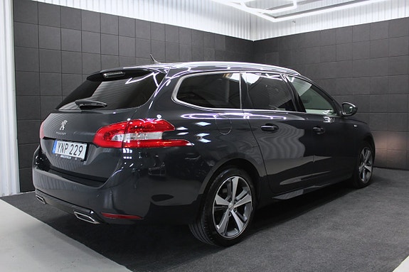 Peugeot 308 SW 6 of 16