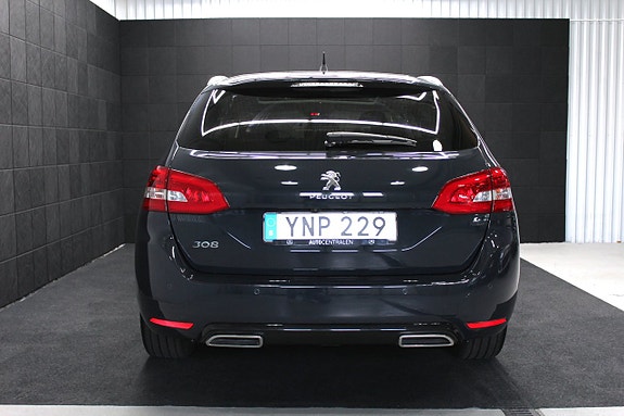 Peugeot 308 SW 5 of 16