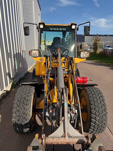 Volvo L25F / AC / Lastdämpning / M-värmare 3 of 6