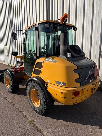 Volvo L25F / AC / Lastdämpning / M-värmare 4 of 6