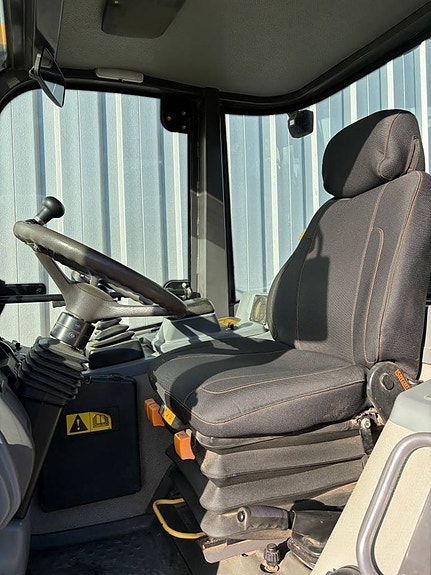 Volvo L25F / AC / Lastdämpning / M-värmare 6 of 6