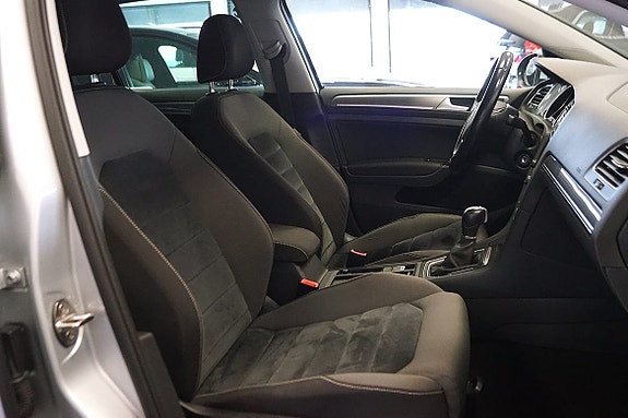 Volkswagen Golf Alltrack 15 of 17