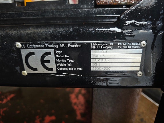 Product image 1 of 3