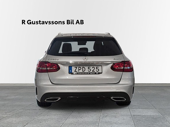 Mercedes-Benz C220 4 of 10