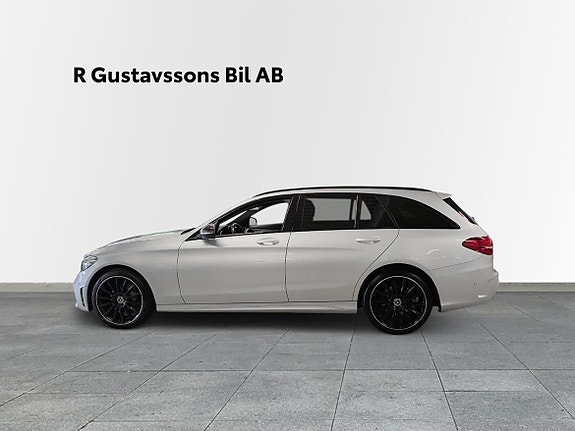 Mercedes-Benz C220 3 of 10