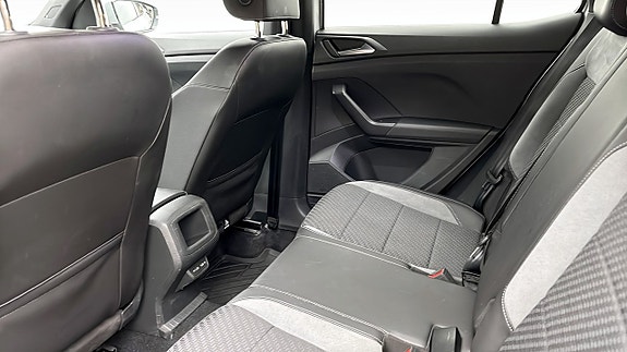 Volkswagen T-Cross 11 of 12