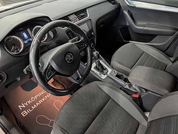 Skoda Octavia 8 of 15