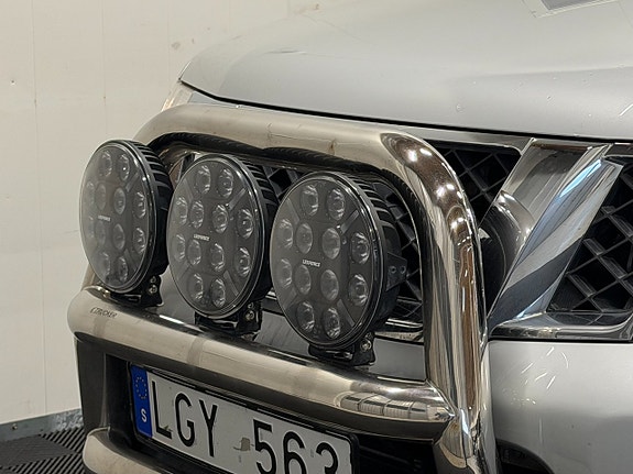 Nissan Navara 3.0 dCi V6 Double Cab | 231 ch | BVA | Toit ouvrant | Bose | Cuir électrique | Révision récente
