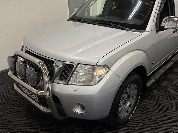 Nissan Navara 3.0 dCi V6 Double Cab | 231 ch | BVA | Toit ouvrant | Bose | Cuir électrique | Révision récente