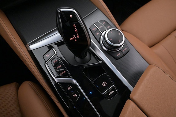 BMW 530e 17 of 27