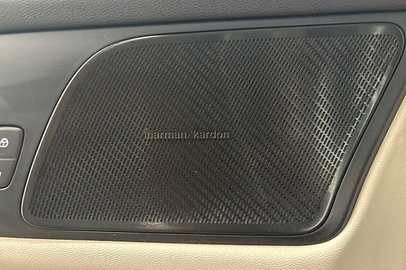 Volvo V60 21 of 30