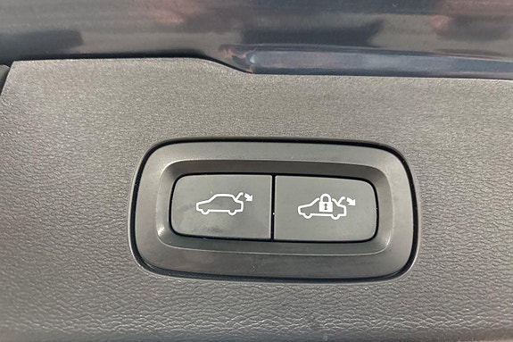 Volvo V60 26 of 30