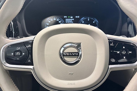 Volvo V60 23 of 30