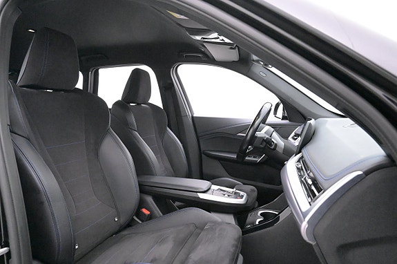 BMW iX1 13 of 27