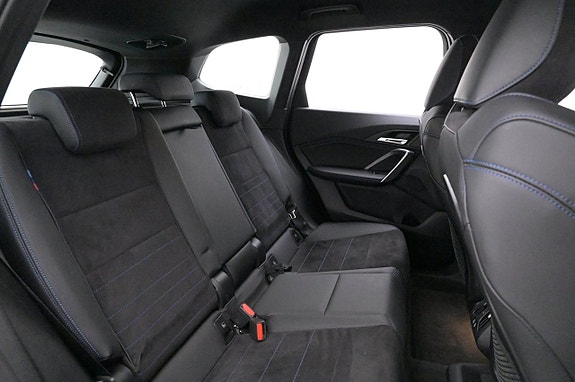 BMW iX1 24 of 27
