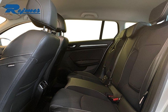 Renault Megane IV 12 of 17