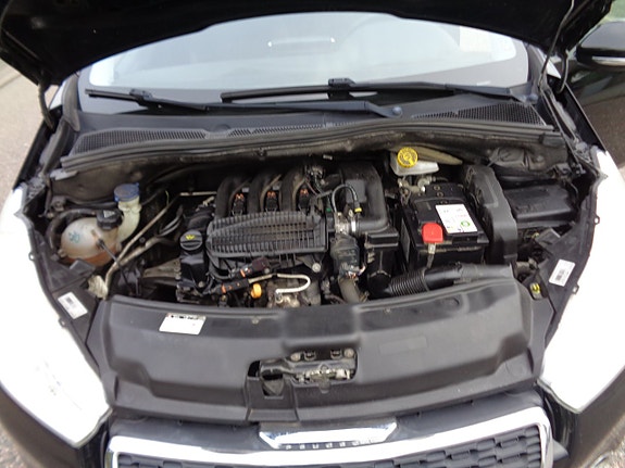 Peugeot 208 19 of 19