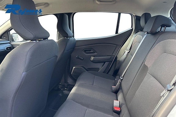 Dacia Sandero 7 of 15