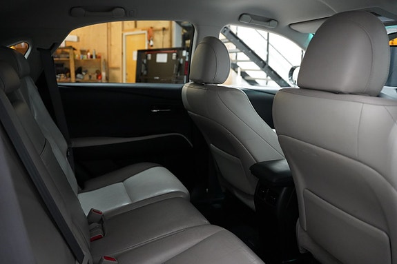 Lexus RX450h 21 of 23