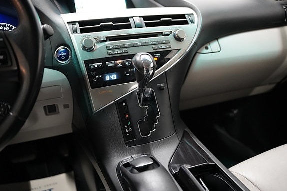 Lexus RX450h 15 of 23