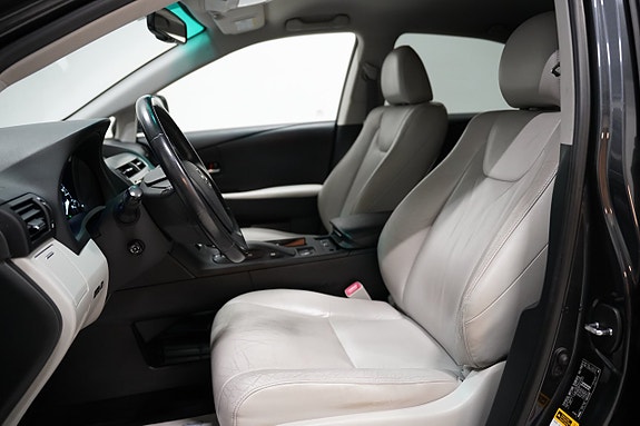 Lexus RX450h 7 of 23