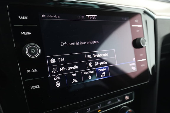Volkswagen Passat Alltrack 21 of 30