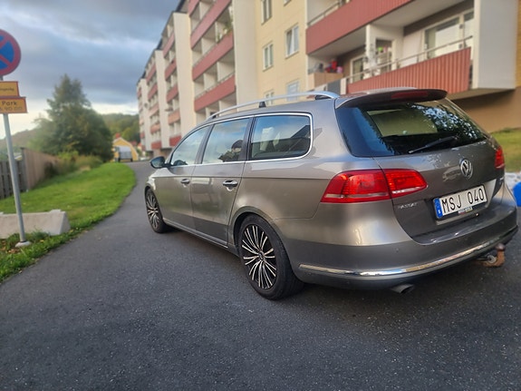 Volkswagen Passat 4 of 6