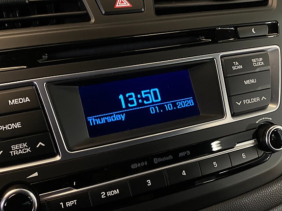 Hyundai i20 8 of 30