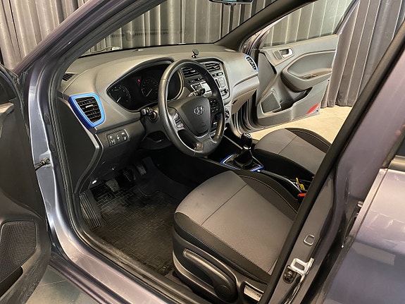 Hyundai i20 14 of 30