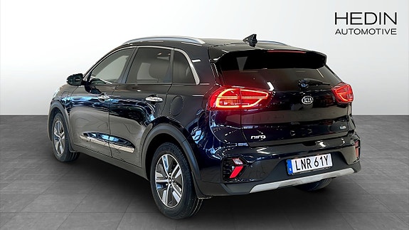 Kia Niro 2 of 9