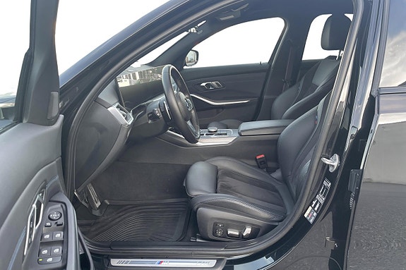 BMW 330e 13 of 29