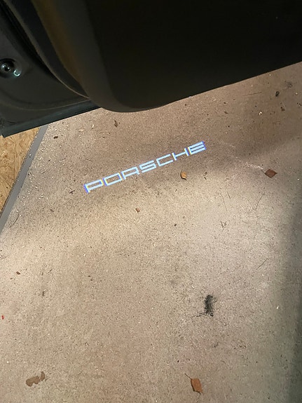 Porsche Macan S 18 of 18