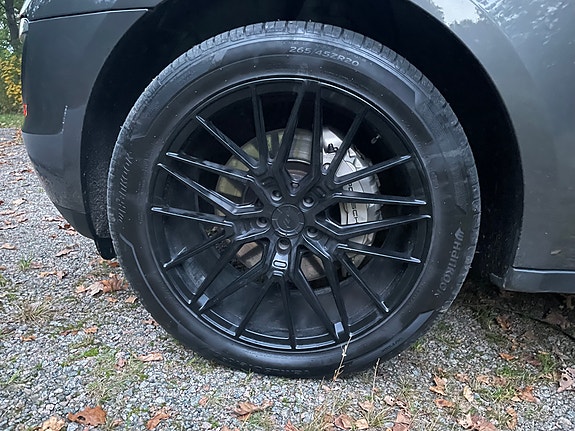 Porsche Macan S 8 of 18
