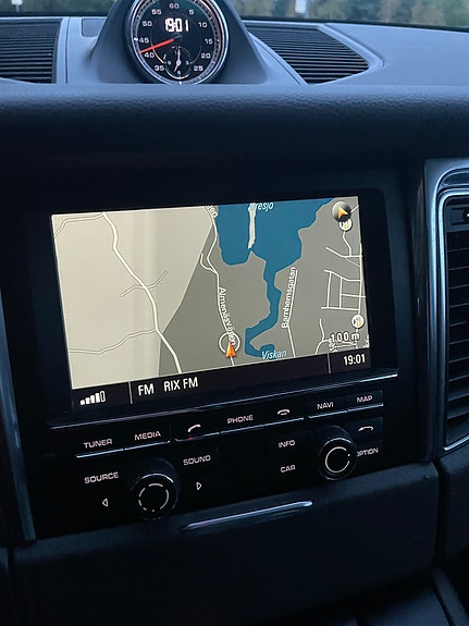 Porsche Macan S 15 of 18