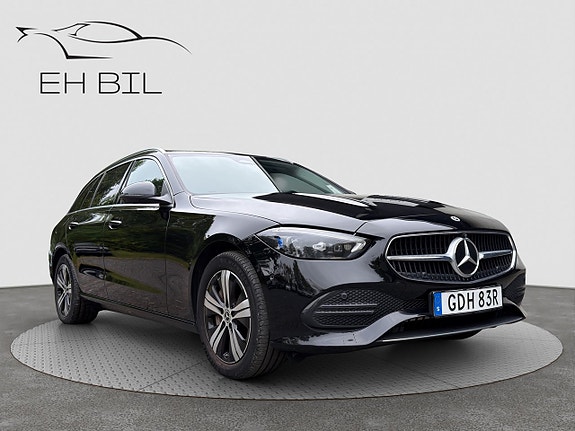 Mercedes-Benz C300 4 of 18